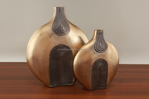 Florero de Metal moderno hecho a mano, decoración del hogar de tendencia superior para dormitorio, sala de estar, mesa, boda por Azora Industries - Product Image 4