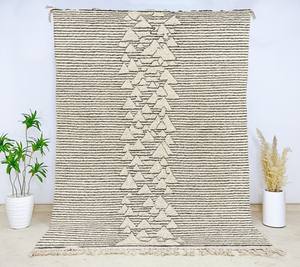 Tapis marocain en laine noué à la main de luxe, taille personnalisable pour salon, hôtels et restaurants, style noué - Product Image 1