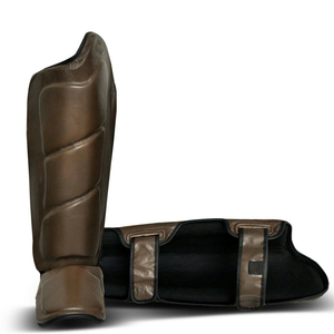 Protège-tibias de boxe en cuir PU de haute qualité à prix de gros pour adultes, avec fermeture à lacets, personnalisables, respirants et légers - Product Image 5