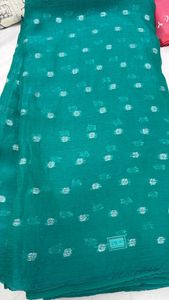 Tela de Chifón Fino con Patrón Jacquard Elegante, Material Transparente para Sarees, Dupattas y Tops, Suministro al por Mayor para Prendas de Vestir - Product Image 6
