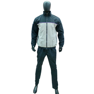 Ensemble coupe-vent léger pour homme, respirant, imperméable, veste et pantalon de survêtement actif, confortable pour la course à pied et les sports de plein air - Product Image 1