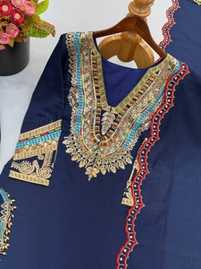Ensemble Salwar traditionnel pour femmes en soie brodée, pour mariage et occasions spéciales, coupe ample, toutes saisons - Product Image 6