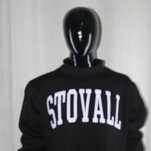 Sweat-shirt à col montant STOVALL BLACK, broderie appliquée 100% blanche, col large, fils fins - Product Image 2