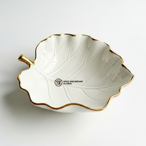 ชามเซรามิกสีขาวขอบทองรูปใบไม้ สำหรับใส่เครื่องประดับ ขนม ของตกแต่งบ้าน ภาชนะบนโต๊ะอาหาร และของประดับงานแต่งงาน - Product Image 1