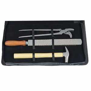 Kit de Herramientas Ortopédicas de Acero Inoxidable de Alta Resistencia Astrin para el Cuidado de Pezuñas de Caballos y Perros con Alicates, Escofina y Herramientas de Recorte - Product Image 1