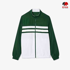 ชุดวอร์มผู้ชายทรงปกติ แห้งเร็ว เป็นมิตรกับสิ่งแวดล้อม โพลีเอสเตอร์ 100% ดีไซน์ 2-in-1 เอวยางยืด มีกระเป๋าข้าง สำหรับฤดูหนาว ออกแบบ ODM - Product Image 5