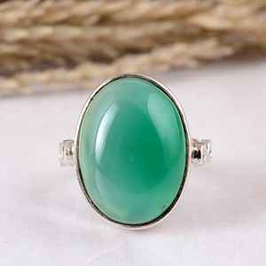 Anillo Ajustable Bohemio de Plata de Ley 925 Hecho a Mano con Ónix Verde, Joyería Artesanal Unisex con Cuentas Oxidadas, Estilo Vintage - Product Image 1
