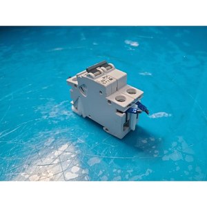 Protecteur Supplémentaire CUTLER-HAMMER SPCL2C04 Utilisé Comme Indiqué – Pièces d'Équipement Semi-conducteur Anciens - Product Image 1