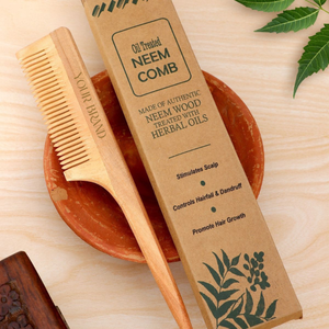 Peine de madera antiestático hecho de troncos de Neem naturalmente antibacterianos para peinar el cabello y masajear el cuero cabelludo. - Product Image 2