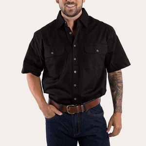 Chemise de travail noire en coton à manches courtes pour homme avec deux poches poitrine, respirante et tendance - Product Image 1