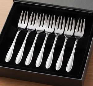 Ensemble de fourchettes en acier inoxydable avec finition polie miroir, parfait pour une utilisation sur la table lors des mariages, de la cuisine et des repas à l'hôtel - Product Image 6
