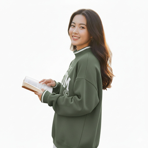 เสื้อสเวตเชิ้ตคอเต่าทรงโอเวอร์ไซส์สำหรับผู้หญิง สีพื้น น้ำหนักปานกลาง พร้อมบริการพิมพ์โลโก้ตามสั่ง  แบบถัก สวมใส่สบายๆ - Product Image 4