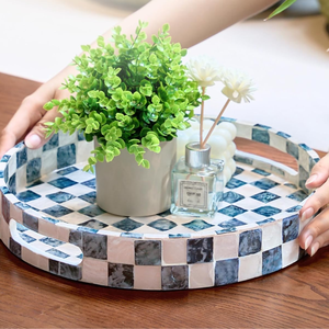 Plateau de rangement rond en coquille de capiz de qualité supérieure avec poignées, couleur bleu marine, plateaux pour la décoration, fabriqués à la main par des artisans vietnamiens - Product Image 3