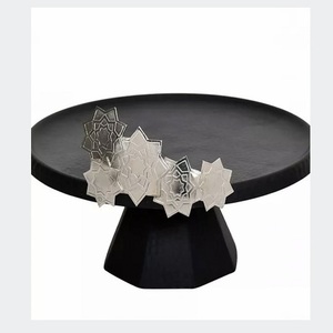 Support à gâteau de luxe en acier noir avec étoiles argentées, design élégant, écologique et compatible lave-vaisselle, pour la maison et les fêtes, accessoires pour gâteaux - Product Image 1