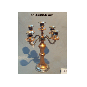 Candelabro de Aluminio de Cinco Brazos Hecho a Mano, sin Llama, con Acabado Dorado y Plateado Pulido, Duradero y Ecológico, Centro de Mesa Decorativo para el Hogar - Product Image 1