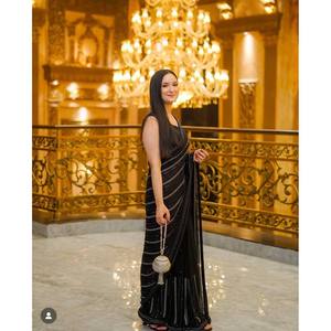 Sari Tradicional Musulmán de Diseño FB en Negro con Lentejuelas y Bordado Zari para Vestimenta Formal, Talla M - Product Image 2