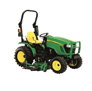 Tractor Agrícola Mini John Deere 2025R Confiable con Pedales Dobles y Toma de Fuerza de 18 HP para un Uso Suave con Implementos - Product Image 3