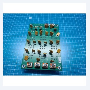 Carte de distribution d'alimentation Lam Research PCB DC POWER DIST 810-010026-002, utilisée comme telle quelle, pièces d'équipement semi-conducteur d'époque - Product Image 3