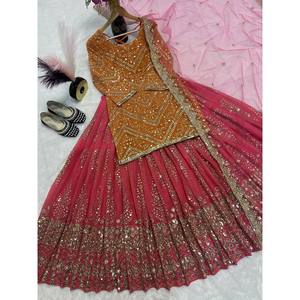 Ensemble de costume de soirée pour femmes de créateur avec travail de bordure en séquence fantaisie - Product Image 2