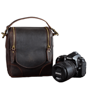 Calista piccola borsa per fotocamera in pelle custodia per obiettivo in pelle per attrezzatura digitale e fotocamere - Product Image 1