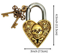 Cadenas vintage antique en laiton sculpté en forme de cœur avec motif croix et deux clés pour usage décoratif