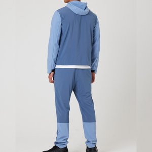 Ensemble de survêtement coupe-vent pour homme 2026, design personnalisé, vente en gros, taille élastique, style streetwear décontracté, avec empiècements personnalisés, léger, vêtements de sport - Product Image 3
