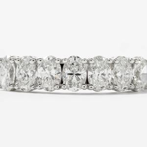 แหวนทองคำขาว 14K หรูหรา ประดับเพชรทรงบริลเลียนต์ 1.30 กะรัต เพาะเลี้ยงในห้องปฏิบัติการ ตัวเรือนแบบกรงเล็บ ฝังเพชรเต็มวงครึ่งวง ได้รับการรับรองจาก IGI - Product Image 3