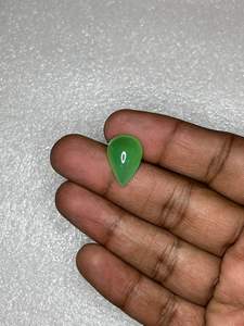 Crisoprasa Natural de Alta Calidad, Gema Suelta en Cabujón, Corte Pera, 8mm, Pulida, 10.15 Ct - Product Image 3