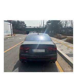 Audi S8 4.0 TFSI quattro LWB 2020/10, 43 000 km, boîte automatique, sièges en cuir, conduite à gauche, caméra de recul - Product Image 3