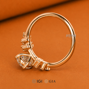 Bague de fiançailles en diamant de laboratoire taille ovale, bague de mariage style Snowdrift pour femme, bague en diamant ovale en grappe, bague d'anniversaire - Product Image 5
