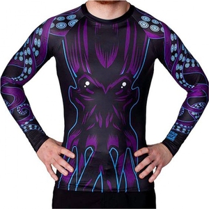 เสื้อรัดกล้ามเนื้อ MMA แขนสั้น รุ่นยูนิเซ็กซ์ ปี 2026 ระบายอากาศได้ดี สีสันปรับแต่งได้ เหมาะสำหรับกีฬากลางแจ้งในฤดูร้อน พร้อมบริการสกรีนโลโก้ตามสั่ง - Product Image 1