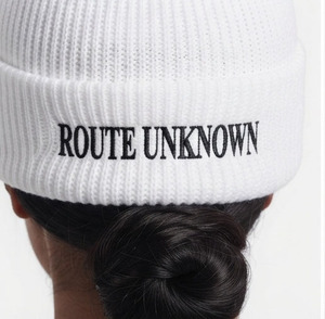 Bonnet en polaire premium pour femme, broderie personnalisée, chapeau d'hiver OEM ODM, bonnet d'hiver 100% laine, fabricant de bonnets pour femmes - Product Image 4
