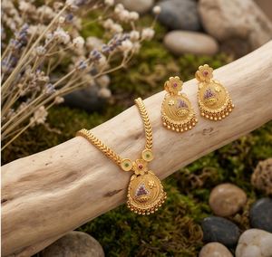 Divyoro - Juego de Collar y Pendientes de Latón y Cobre Chapado en Oro con Diseño Floral Clásico, Joyería Étnica Hindú para Mujer, para Bodas y Fiestas - Product Image 4
