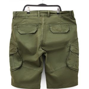 กางเกงขาสั้นคาร์โก้ผ้าแคนวาสลายเรียบหลายกระเป๋าสำหรับผู้ชาย - Product Image 4