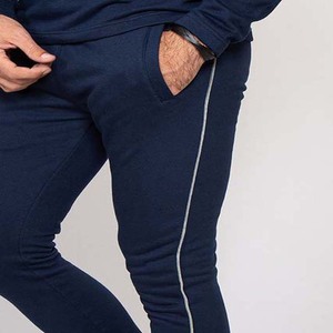 Survêtement bleu marine pour homme, coupe classique, col rond, longueur intégrale, polyester, vêtements d'automne avec poches latérales - Product Image 5