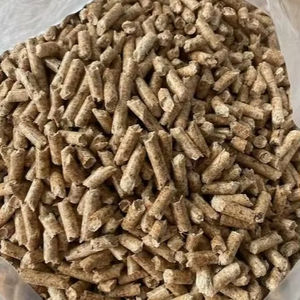 Granulés de bois de biomasse de pin naturel pour une énergie de chauffage durable, la cuisson et l'utilisation de l'énergie, à faible teneur en cendres et à haute efficacité énergétique - Product Image 4