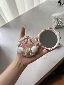 กระจกพกพาเปลือกหอยทำมือสุดหรู – กระจกแต่งหน้าพับได้เปลือกหอยมุก ของขวัญ - Product Image 6