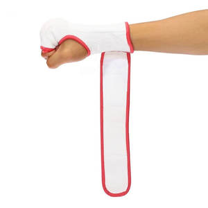 ผ้าพันมือสำหรับชกมวยแบบนีโอพรีน ดีไซน์พันง่าย สำหรับการฝึกซ้อมในยิม-ระบายอากาศได้ดี เป็นมิตรกับสิ่งแวดล้อม และสวมใส่สบาย - Product Image 5