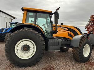 Tractor de Ruedas Valtra T254 4WD, Equipo Agrícola, Cabina Cerrada, Alta Productividad - Product Image 4