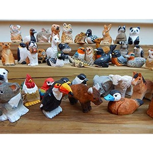 Ensemble de figurines d'animaux en bois de pin faites à la main - Collection en gros - Product Image 6