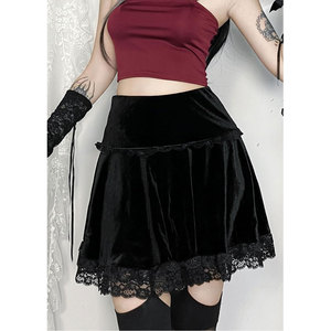 Falda mini de terciopelo negro con volantes y encaje para mujer, cintura alta, estilo gótico punk, línea A, ropa urbana E-Girl, venta al por mayor - Product Image 6