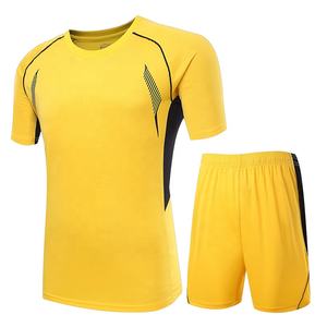 Wears World 2024 Camiseta de fútbol de secado rápido personalizada Sublimación de alta calidad Ropa deportiva para hombres Último diseño personalizado - Product Image 1