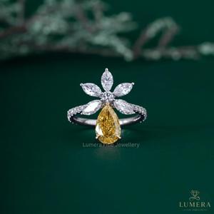 3.14 Carat Lab Grown Fancy Yellow Diamond VVS2 Pear Cut Floral <b>Crown</b> <b>Ring</b> in 9k/10k/14k/18k Gold IGI Certified Luxury Engagement - Product Image 1