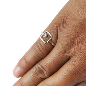 Best Quality 925 Sterling Silver <b>Labradorite</b> Gemstone <b>Ring</b> Handmade Bohemian Jewelry For Women Available At Reasonable Price - Product Image 2