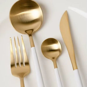 Solution d'argenterie de table évolutive, conçue pour l'expansion des chaînes de vente au détail et l'approvisionnement en gros transfrontalier - Product Image 1