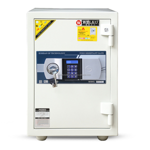 SEGURO EN CAJA FUERTE Hamburgo Alemania Hecho en Vietnam - Product Image 1