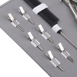 Clips pour extensions de cheveux TEEJAY H14 en acier inoxydable avec poignée antidérapante pour une fixation sécurisée et un ensemble de peignes pour un sectionnement facile - Product Image 1