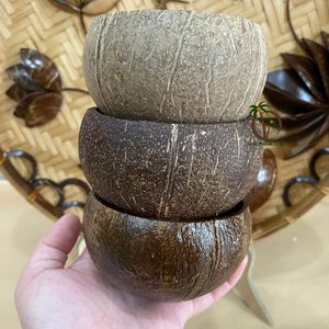 Recipiente para velas de cáscara de coco con interior impermeable / Contenedor de velas de cáscara de coco natural de alta calidad en Vietnam - Product Image 1