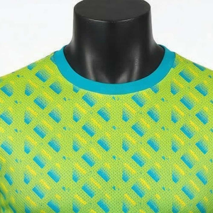 Camiseta de Manga Corta con Cuello Redondo y Estampado Geométrico Verde Azul para Hombre, de Secado Rápido, Tejido de Punto, Corte Ajustado, Estilo Deportivo - Product Image 4
