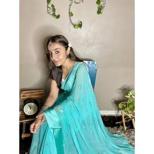 FANCY VISCOSA GEORGETTE SECUENCIA TRABAJO SAREE CON LISTO PARA USAR BLUSA SKY - Product Image 1